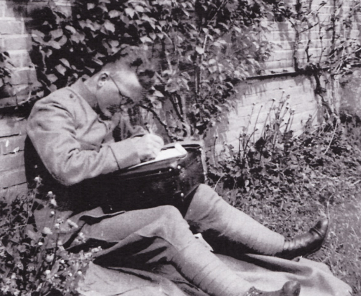 Antonie in uniform