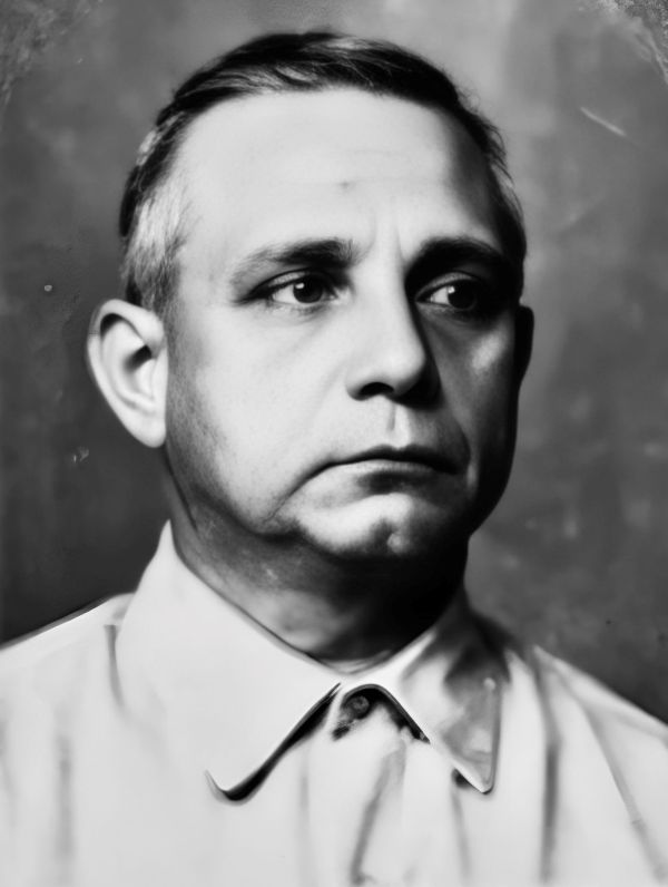 Portretfoto A. van Ardenne