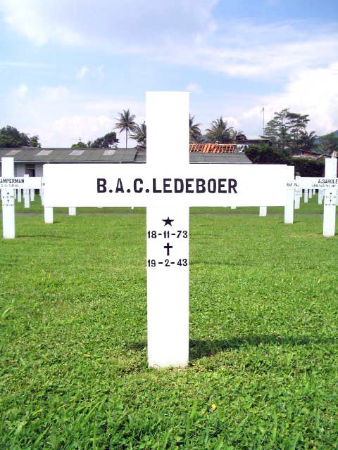 ledeboer.b.a.c.2005.jpg
