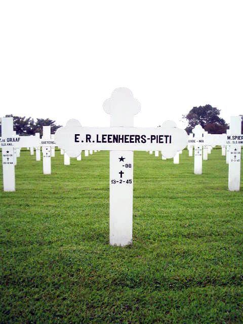 leenheers.pieti.e.r.2005.jpg