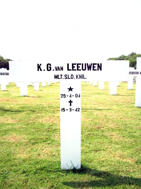 leeuwen.van.k.g.2005.jpg
