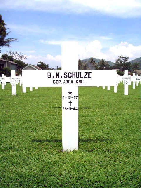 schulze.b.n.2005.jpg