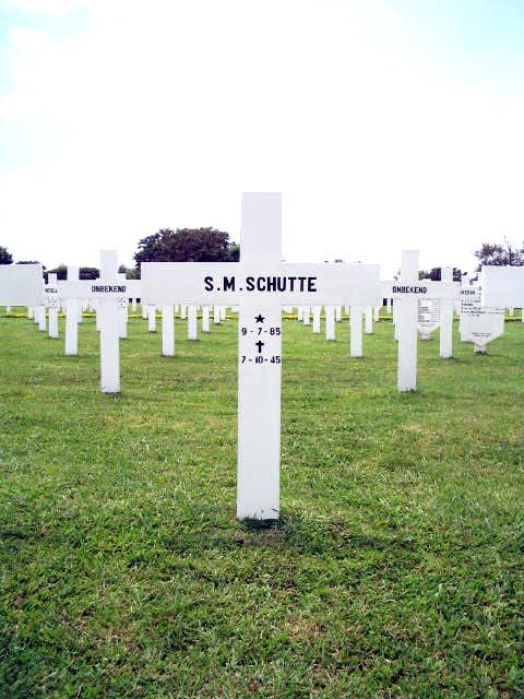 schutte.s.m.2005.jpg