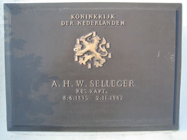 selleger.a.h.w.2009.jpg