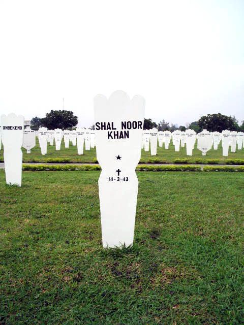 shal noor khan.2005.jpg