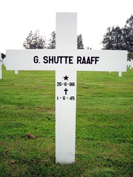 shutte raaff g.2004.jpg