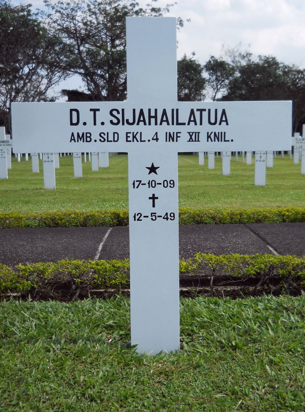 sijahailatua.d.t..jpg