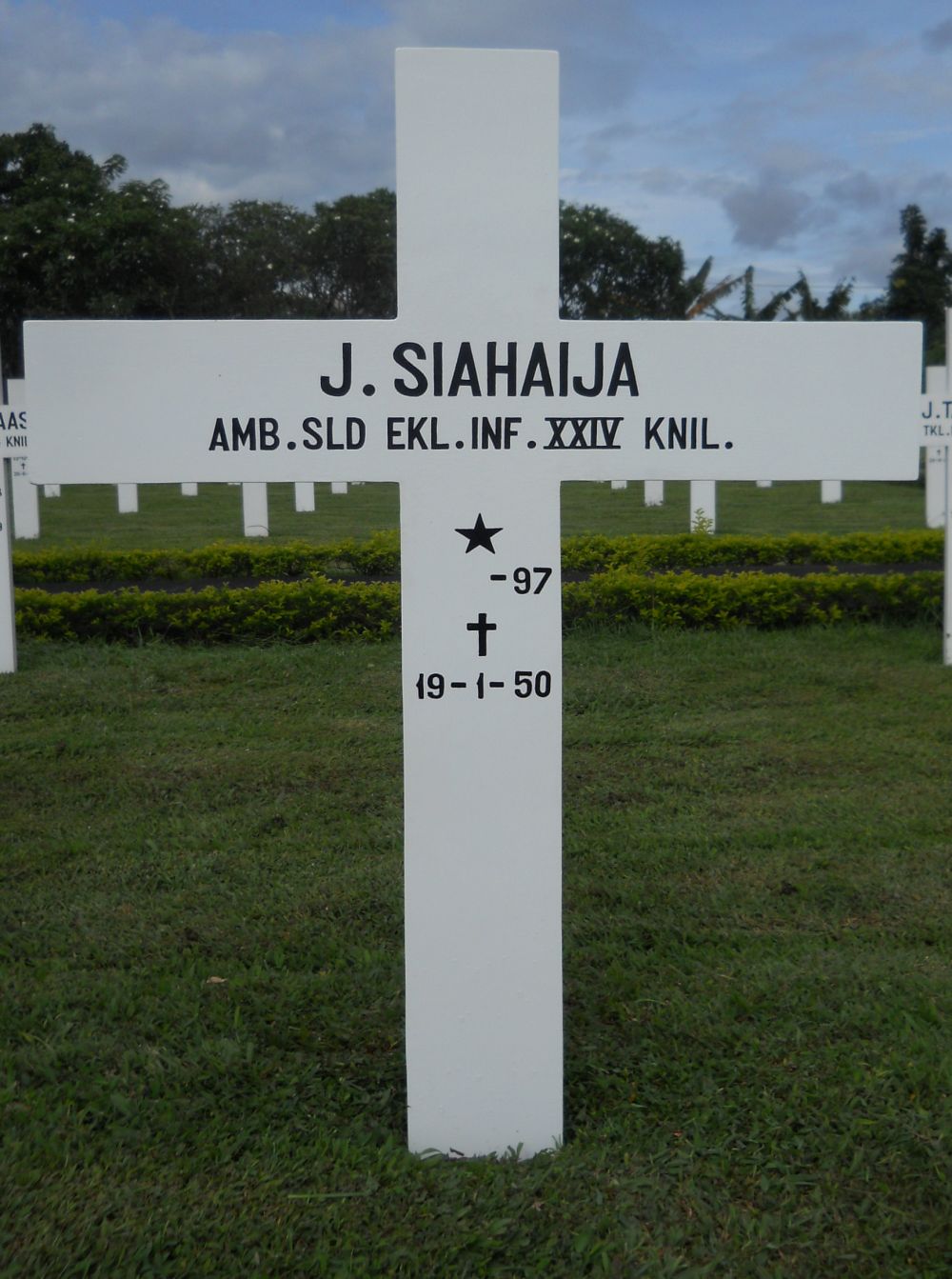 J.Siahaija.jpg