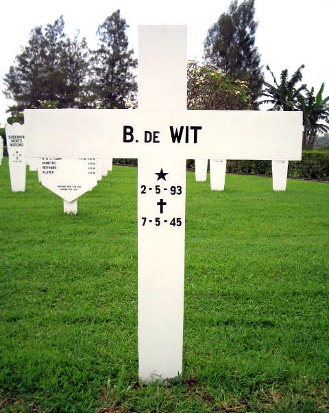 wit de b.2004.jpg