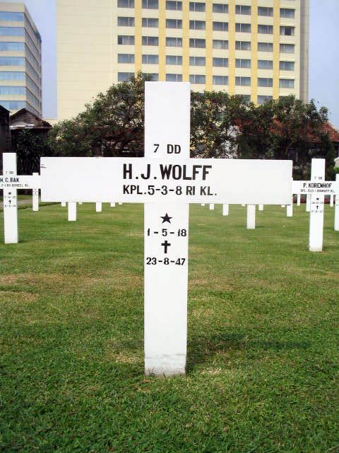 wolff.h.j.2005.jpg