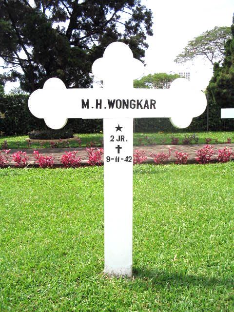 wongkar.m.h.2005.jpg