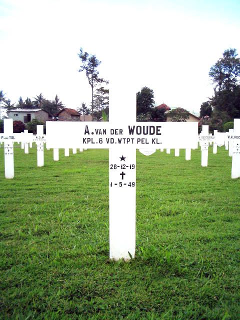 woude.v.der.a.2005.jpg