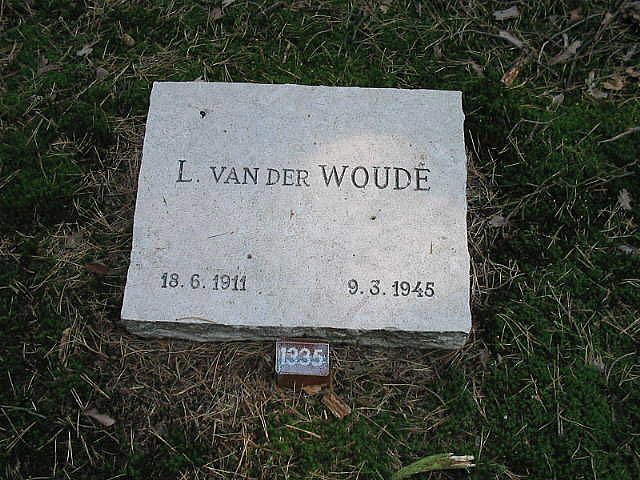l.v.der Woude.jpg