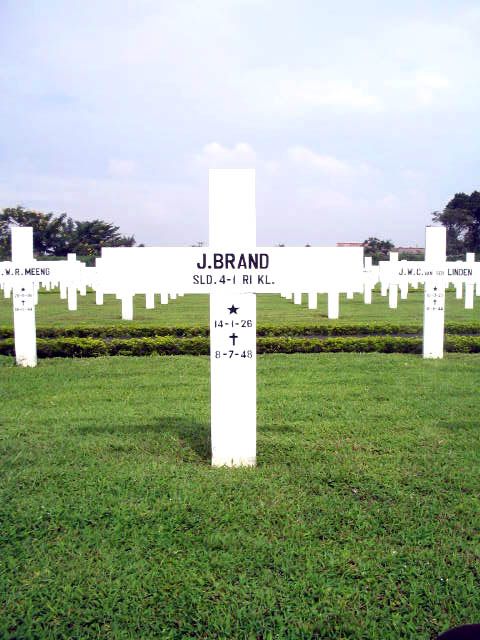 brand.j.2005.jpg