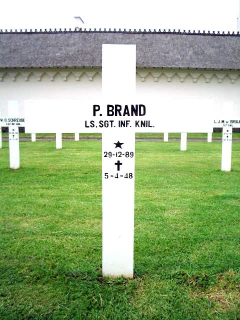 brand.p.2005.jpg