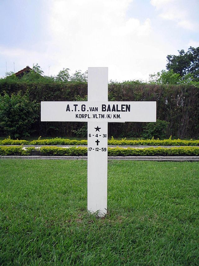 baalen van a.t.g.2004.jpg