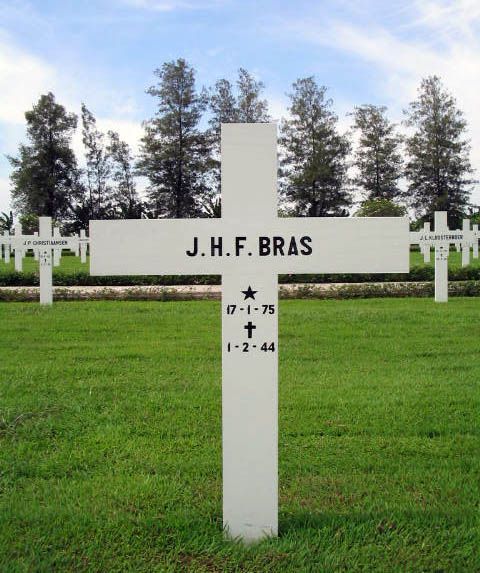 bras j.h.f.jpg