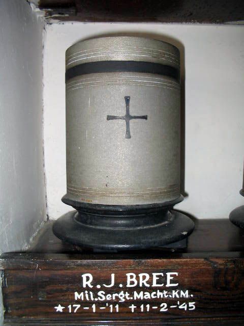 bree.r.j.2005.jpg