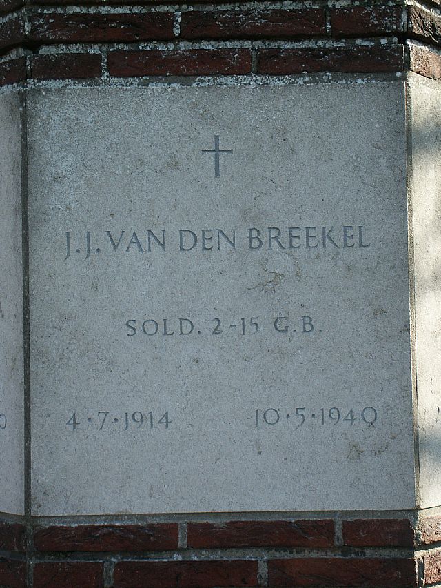 Van den Breekel.jpg