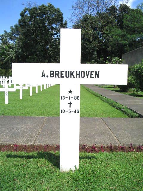 breukhoven.a.2005.jpg
