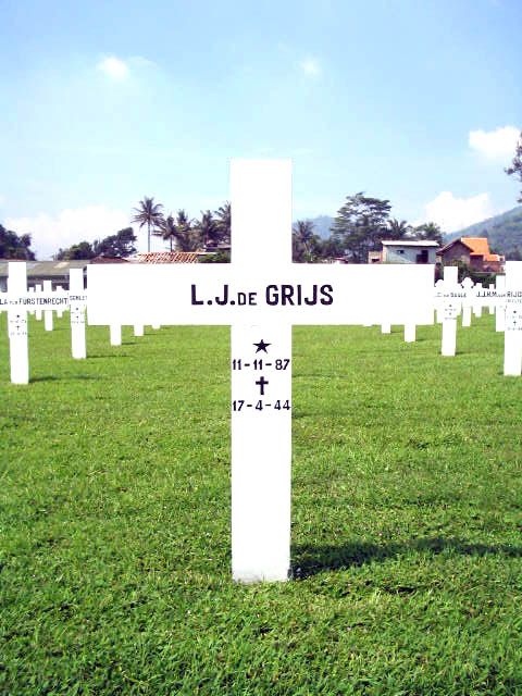 grijs.de.l.j.2005.jpg