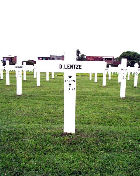 lentze.d.2005.jpg