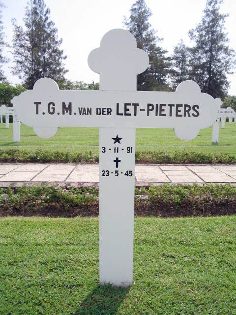 let v.der.pieters.t.g.m.2004.jpg