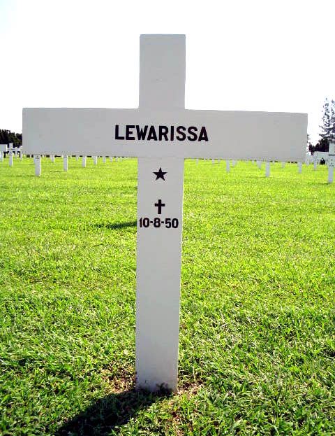 lewarissa.2004.jpg