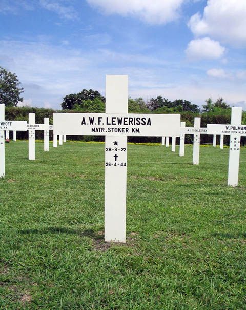 lewerissa.a.w.f.2005.jpg
