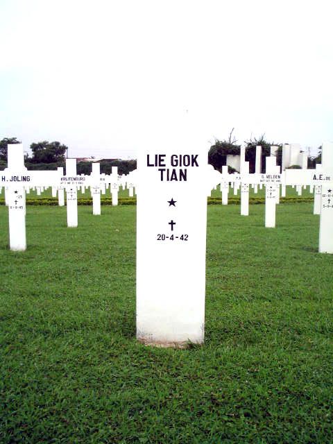 lie giok tian.2005.jpg