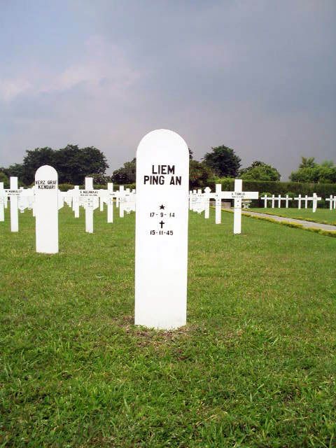 liem ping an.2005.jpg