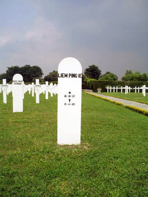 liem ping ie.2005.jpg