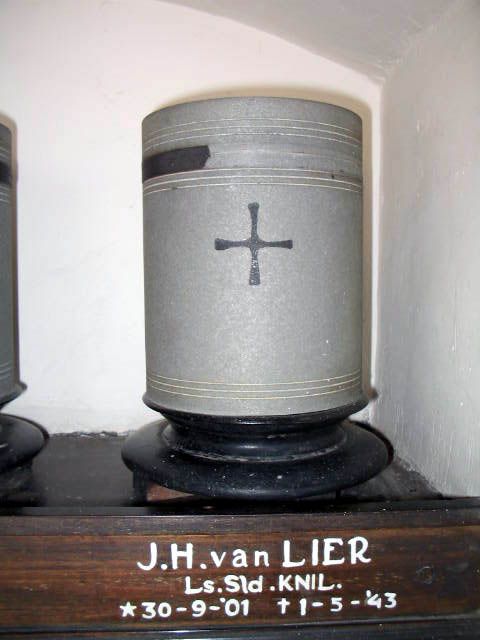 lier.van.j.h.2005.jpg
