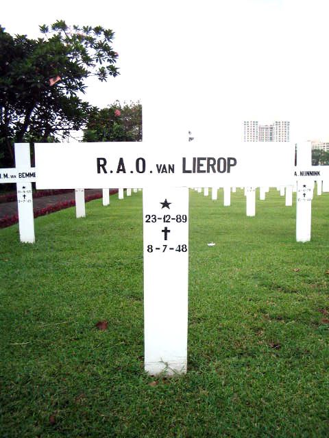 lierop.van.r.a.o.2005.jpg