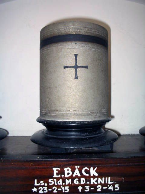 back.e.2005.jpg