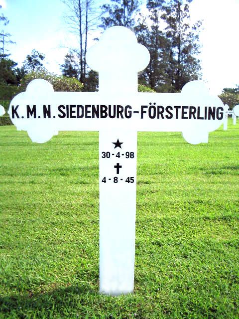 siedenburg.fosterling.k.m.n.2004.jpg