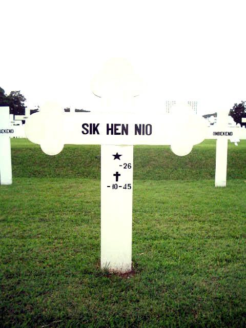 sik hen nio.2005.jpg