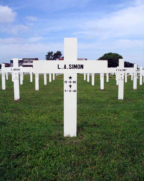 simon.l.a.2005.jpg