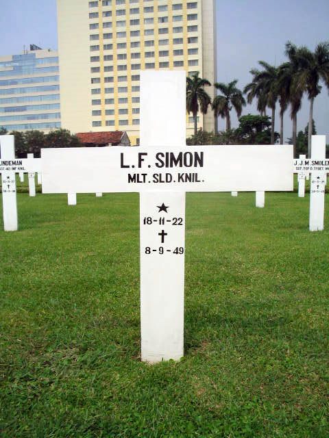 simon.l.f.2005.jpg