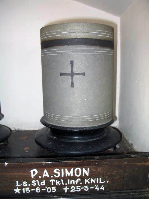 simon.p.a.2005.jpg