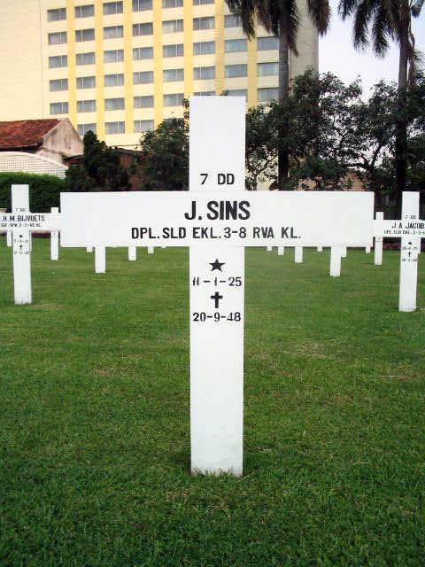 sins.j.2005.jpg