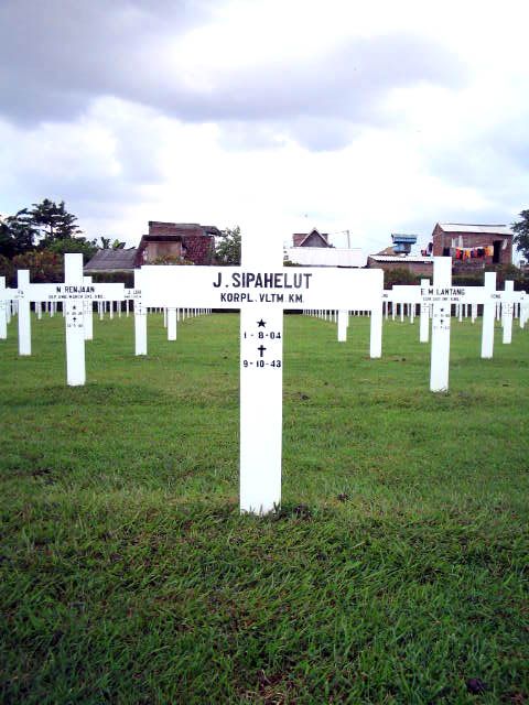 sipahelut.j.2005.jpg