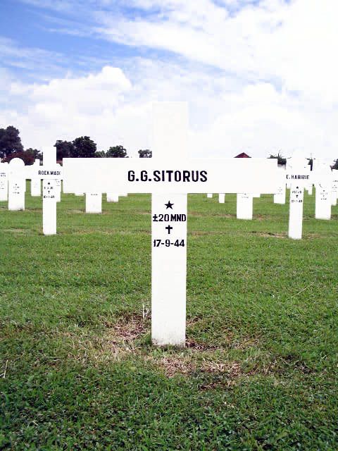 sitorus.g.g.2005.jpg