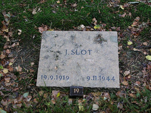 J.Slot.JPG