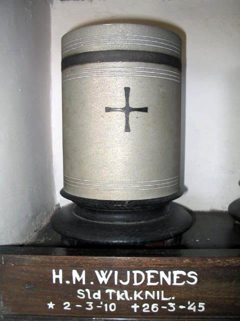 wijdenes.h.m.2005.jpg