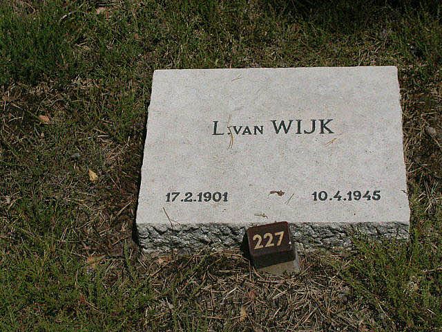 L.van Wijk.jpg