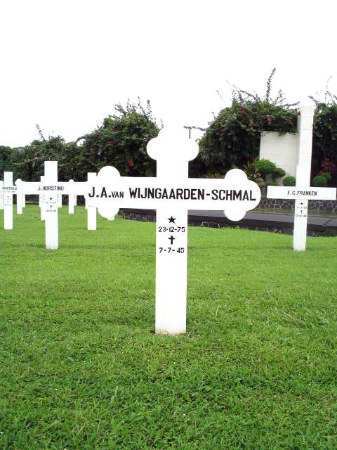 wijngaarden.van.schmal.j.a.2005.jpg