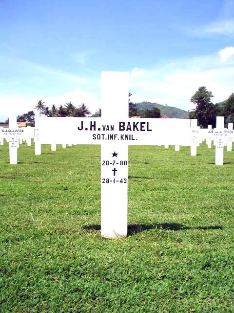 bakel.van.j.h.2005.jpg