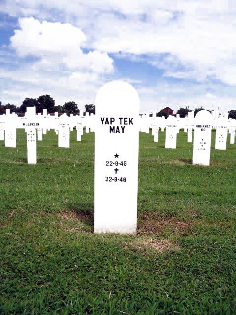 yap tek may.2005.jpg
