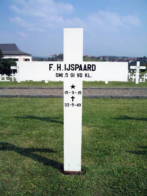 ijspaard.f.h.2004.jpg.JPG